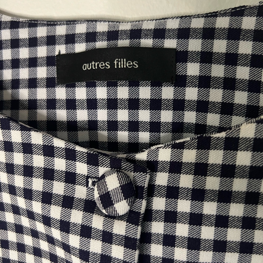 Navy and White Gingham Sleeveless Top Old Money - Picture 3 of 5